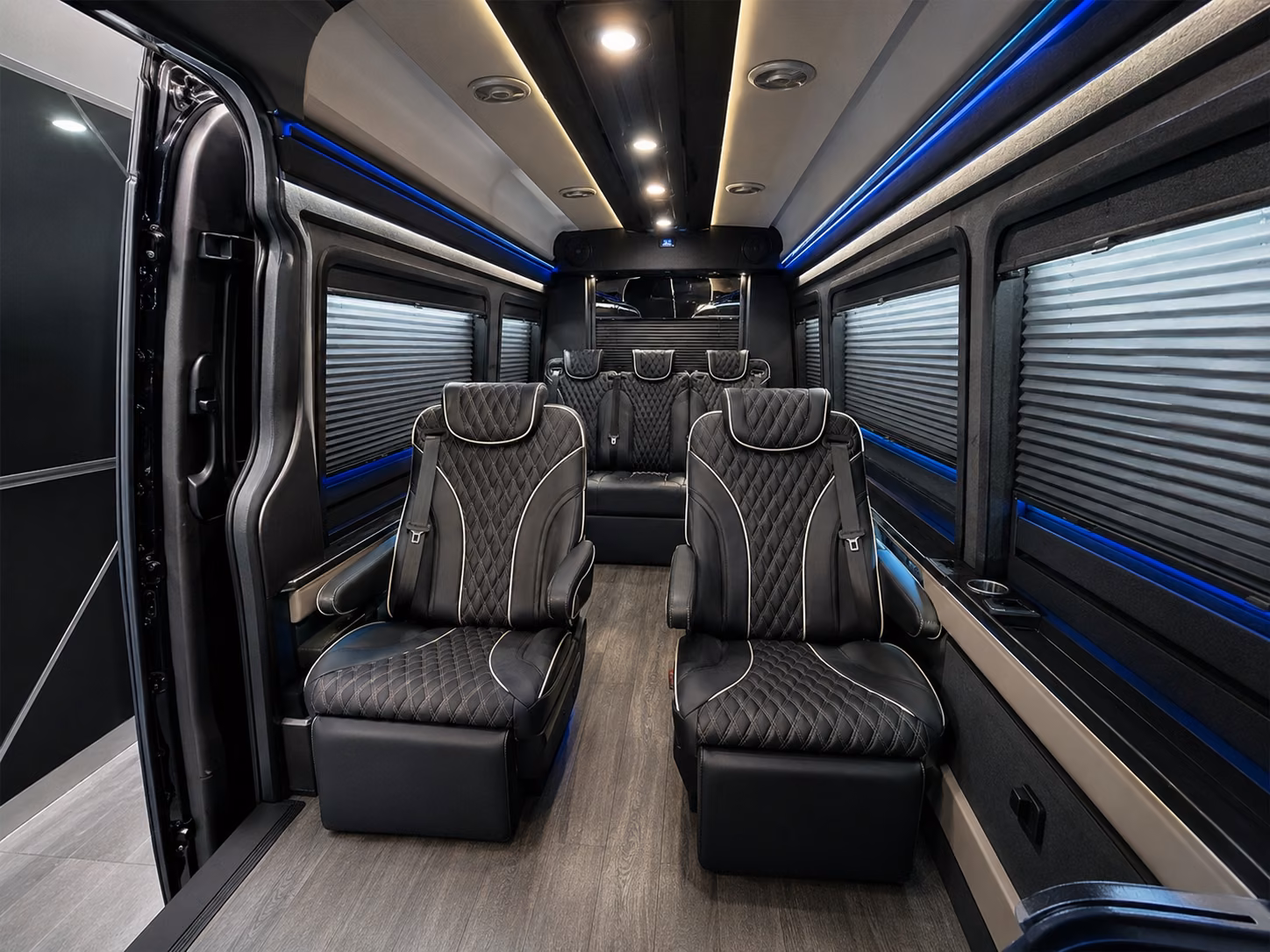corporate group airport transfers along the route 1 and turnpike corridor