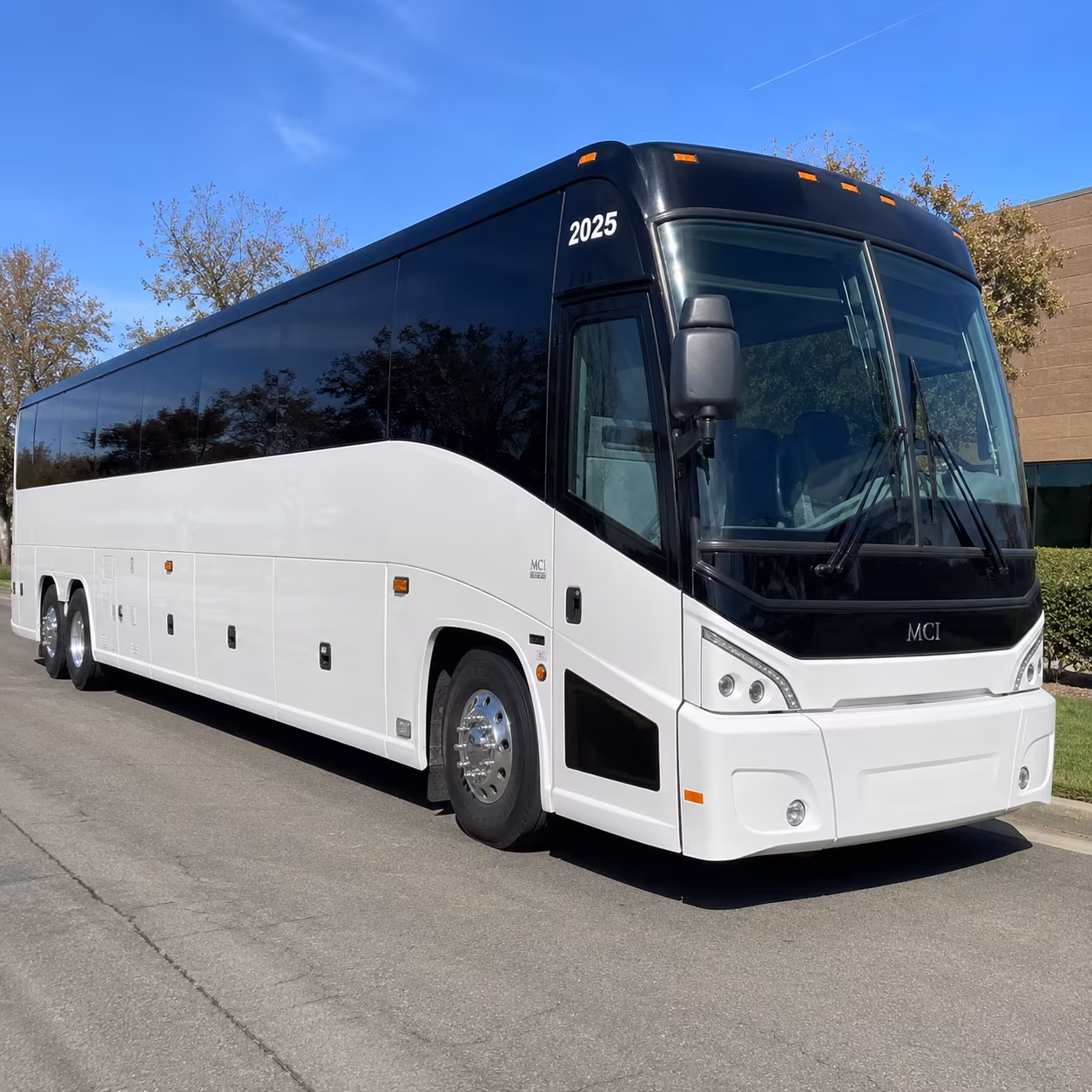 newark liberty airport shuttle buses from woodbridge